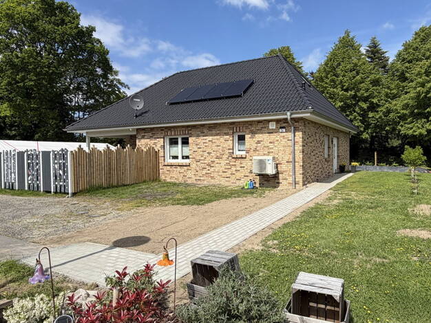 Bungalow zum Kauf - Erstbezug provisionsfrei 450.000 € 4 Zimmer 124,6 m² 1.028 m² Grundstück Neuenkirchen 21763