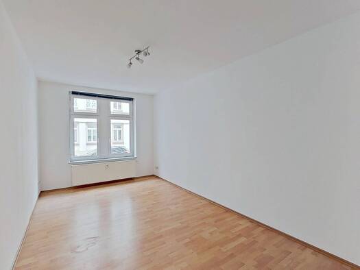 Wohnung zur Miete 800 € 3 Zimmer 80,3 m² EG frei ab 01.09.2026 Petzscher Straße 20 Eutritzsch Leipzig 04129