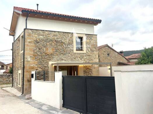 Villa zum Kauf 430.000 € 3 Zimmer 112 m² Ontoria 152 Cabezón de la Sal 39500