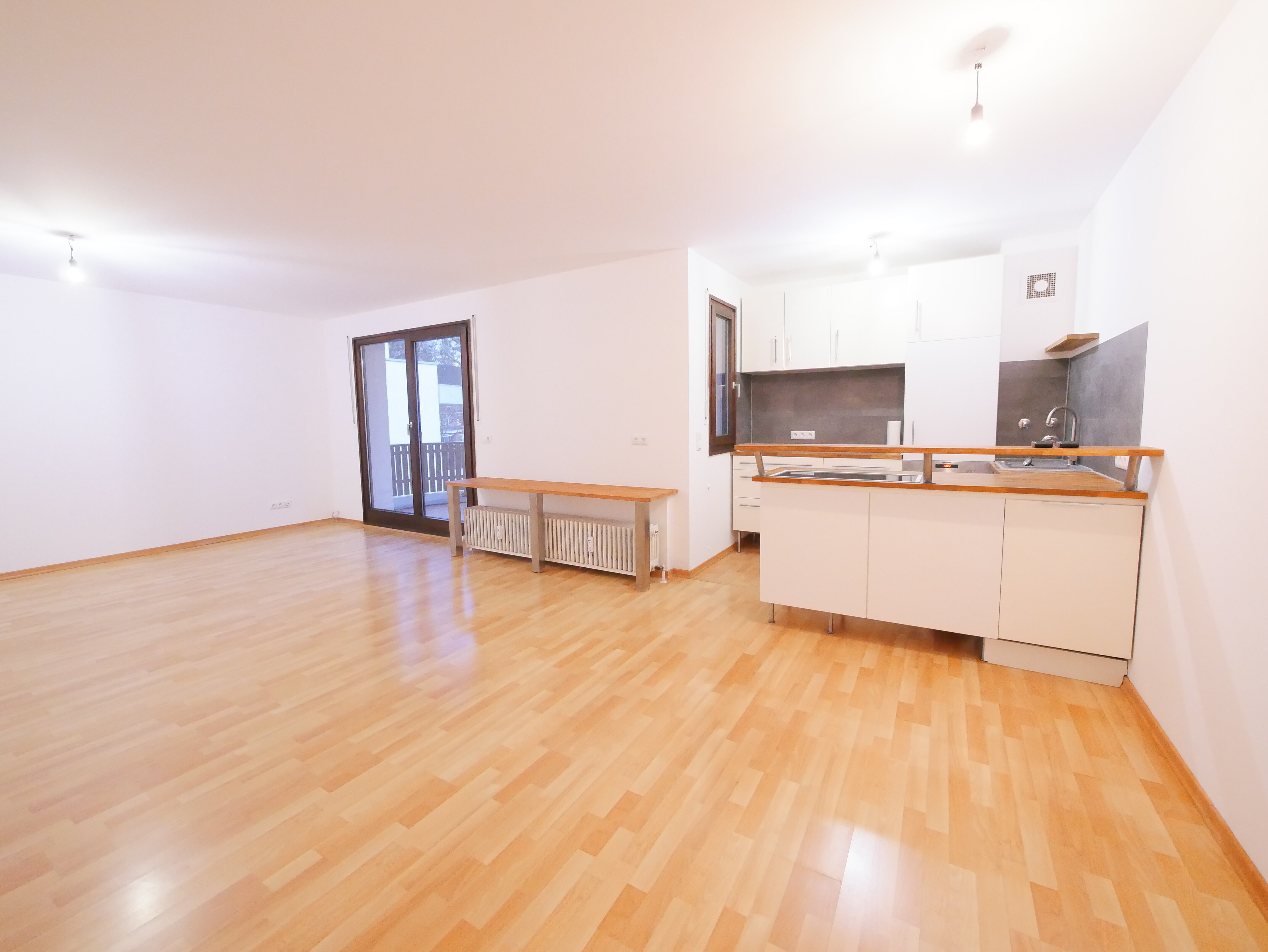 Wohnung zur Miete 1.500 € 2 Zimmer 70 m²<br/>Wohnfläche 1.<br/>Geschoss ab sofort<br/>Verfügbarkeit Harlaching München 81545