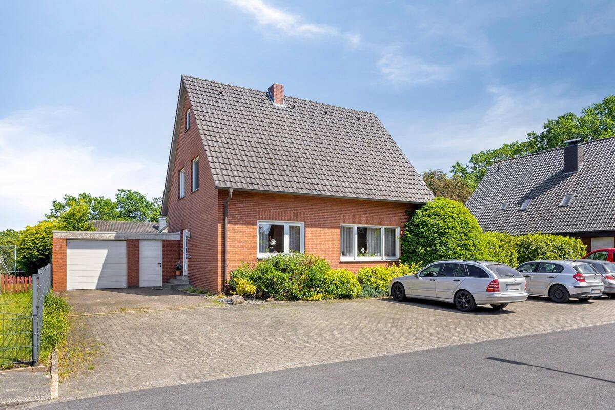 Einfamilienhaus zum Kauf - Mehr