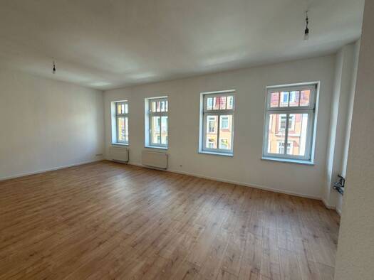 Wohnung zur Miete 537 € 1 Zimmer 63,2 m² 2. Geschoss frei ab sofort Dresdner Straße 275 Freital Freital 01705