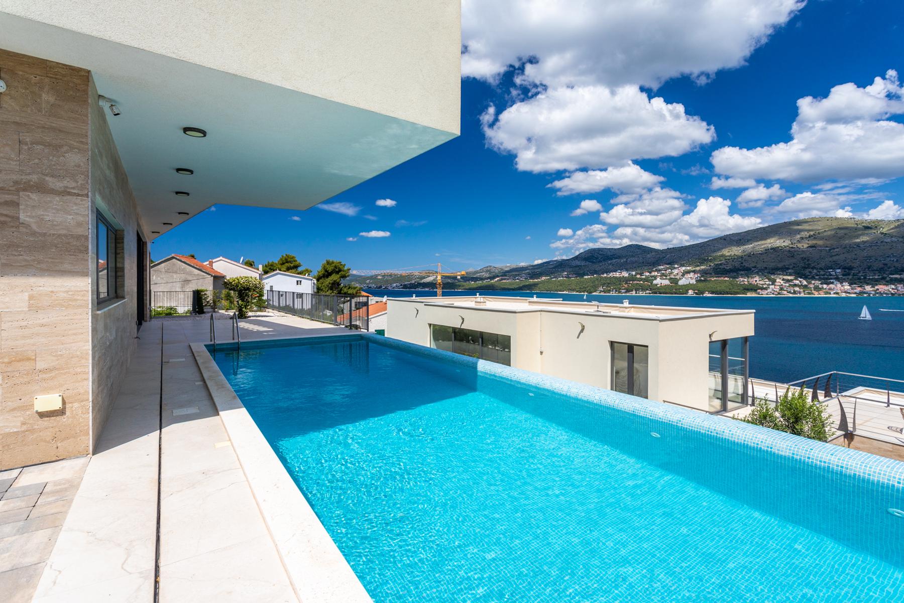 Villa zum Kauf 1.300.000 € 4 Zimmer 361 m²<br/>Wohnfläche 701 m²<br/>Grundstück Okrug
