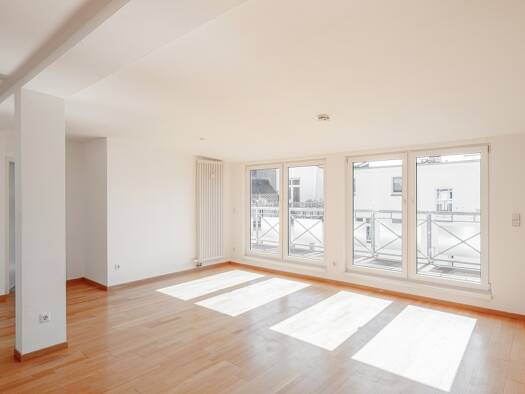 Wohnung zum Kauf 599.000 € 2 Zimmer 73 m² 5. Geschoss Prenzlauer Berg Berlin 10405