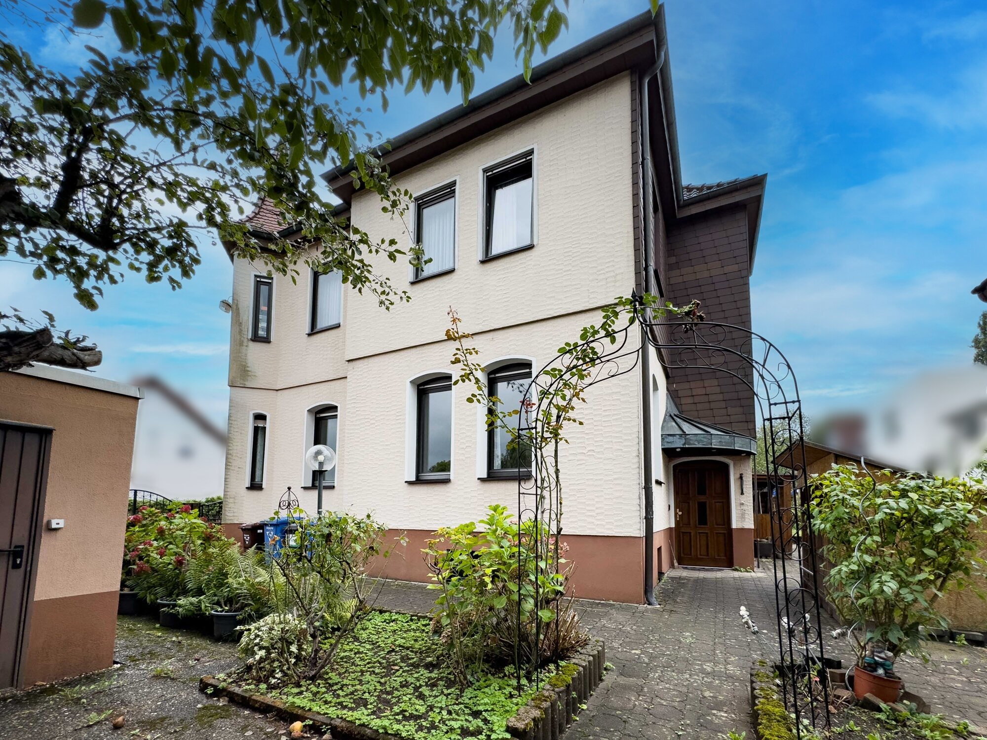 Mehrfamilienhaus zum Kauf 636.000 € 6 Zimmer 186,4 m²<br/>Wohnfläche 700 m²<br/>Grundstück Oststadt Schwäbisch Gmünd 73525