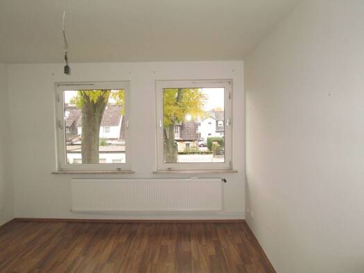 Wohnung zur Miete 293 € 2 Zimmer 49,9 m² 1. Geschoss frei ab sofort Swindonstraße 121 Lebenstedt Nord 38226