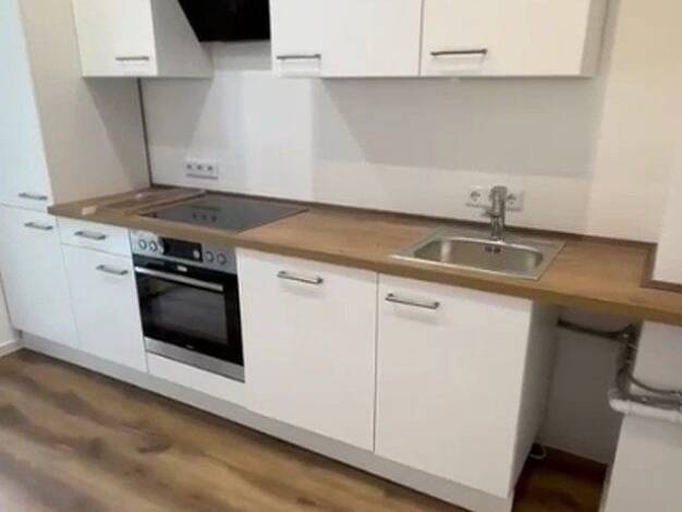 WG-Zimmer zur Miete auf Zeit 525 € 14,3 m² 1. Geschoss frei ab 01.10.2026 Hummelsteiner Weg 80 Lichtenhof Nürnberg 90459