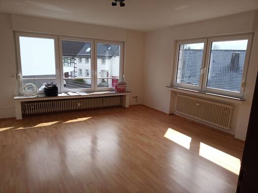 Wohnung zur Miete 770 € 4 Zimmer 95 m² 1. Geschoss frei ab 01.10.2026 Simmerath 52152
