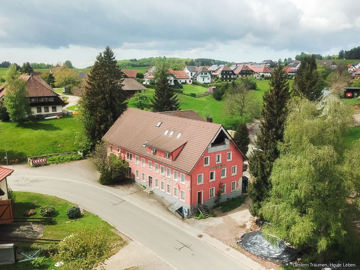 Wohn- und Geschäftshaus zum Kauf als Kapitalanlage geeignet 425.000 € 200 m²<br/>Fläche 2.929 m²<br/>Grundstück Bergalingen Rickenbach / Bergalingen 79736