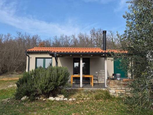 Acker-/Waldstück zum Kauf 311.500 € Pula 52342