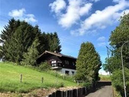 Einfamilienhaus zur Miete 870 € 4 Zimmer 85 m² 700 m² Grundstück frei ab sofort Hallschlag 54611