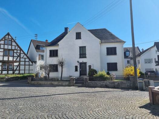 Einfamilienhaus zum Kauf 315.000 € 5 Zimmer 128 m² 489 m² Grundstück Hadamar Hadamar/Niederzeuzheim 65589