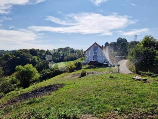 Land-/Forstwirtschaft zum Kauf 16.000 € Strigova