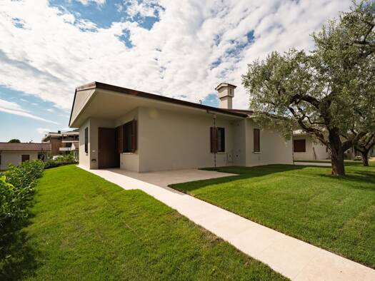 Doppelhaushälfte zum Kauf 480.000 € 3 Zimmer 65,2 m² 196 m² Grundstück Viale Michelangelo 150 Desenzano del Garda 25015