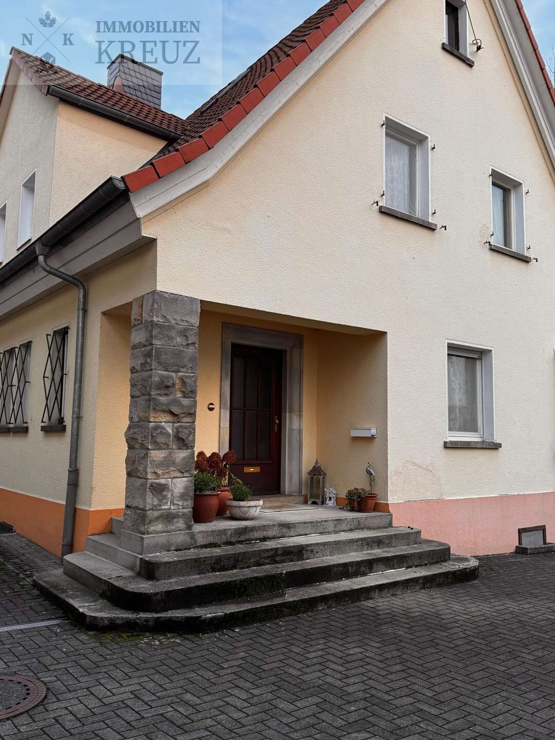 Einfamilienhaus zum Kauf 518.000 € 7 Zimmer 190 m²<br/>Wohnfläche 1.119 m²<br/>Grundstück Grabenstraße 14 Schlüchtern Schlüchtern 36381