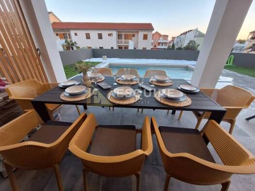 Haus zum Kauf 670.000 € 5 Zimmer 160 m² Povljana Povljana