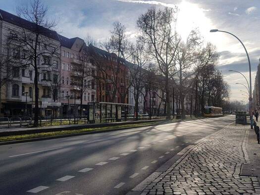 Laden zur Miete 1.200 € 1 Zimmer 10,5 m² Verkaufsfläche Warschauerstrasse 16 Friedrichshain Berlin 10245