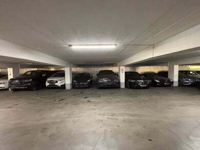 Außenstellplatz zur Miete 3.186 € Neuhausen-Nymphenburg München - Neuhausen 80636