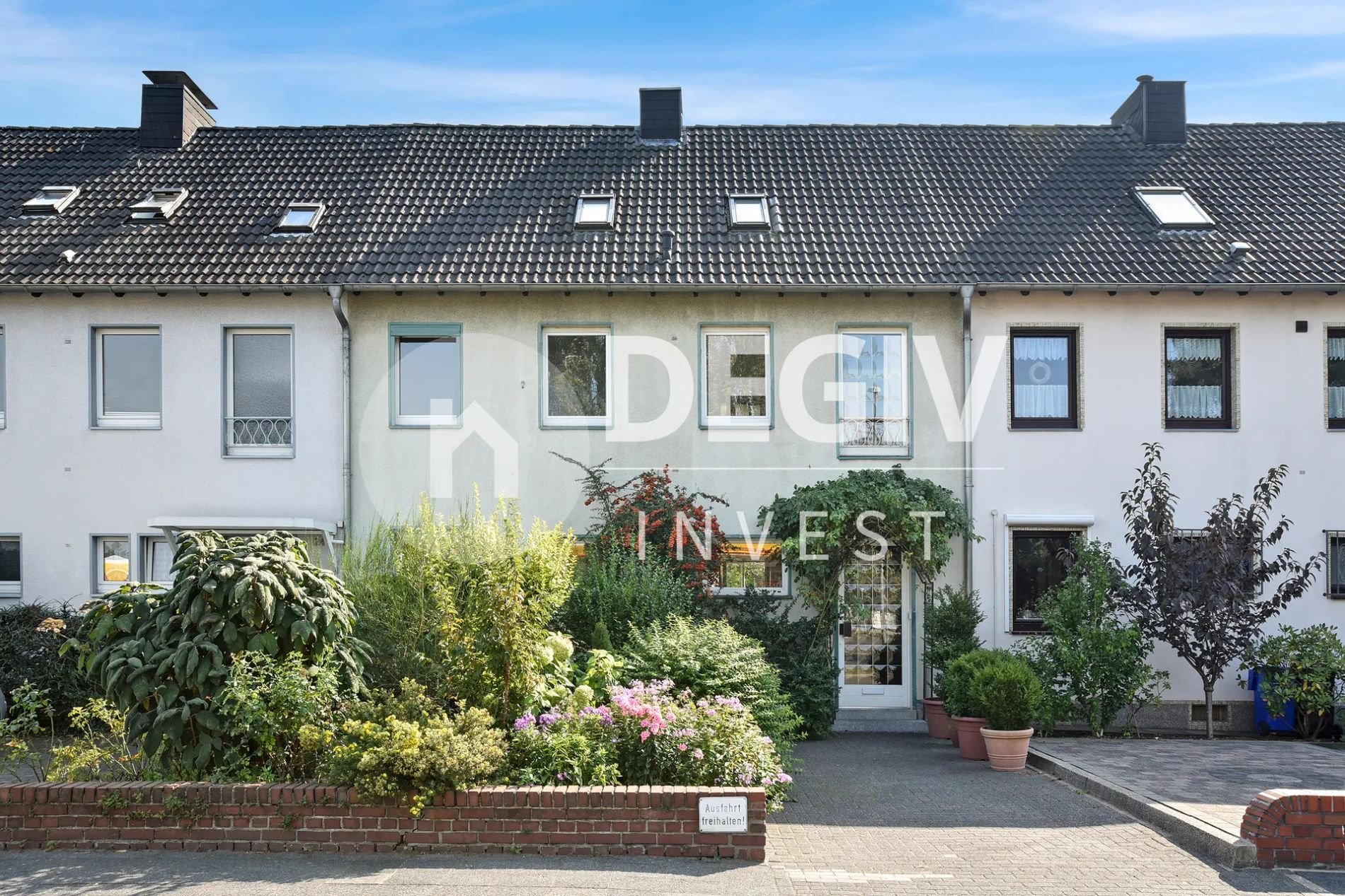 Haus zum Kauf 312.000 € 8 Zimmer 154 m²<br/>Wohnfläche 435 m²<br/>Grundstück Tierpark Krefeld 47809