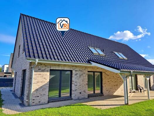 Doppelhaushälfte zum Kauf - Erstbezug provisionsfrei 310.000 € 4 Zimmer 106 m² 285 m² Grundstück frei ab sofort Schenefeld 25560