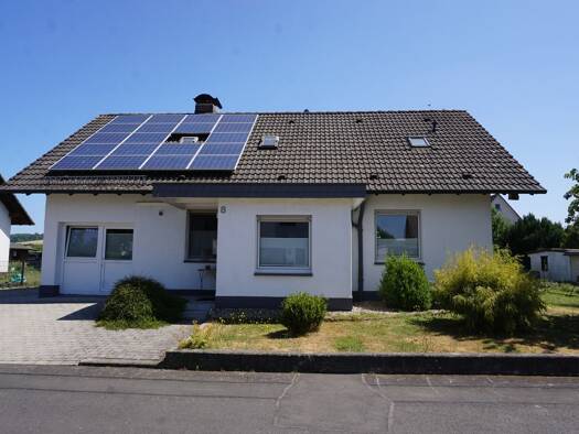 Einfamilienhaus zum Kauf 339.000 € 5 Zimmer 137 m² 888 m² Grundstück Felsberg Felsberg 34587