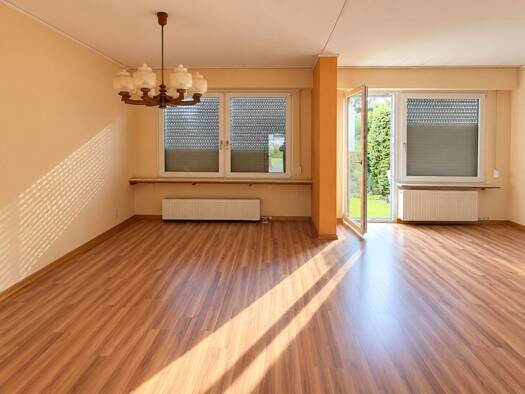 Doppelhaushälfte zum Kauf 400.000 € 4 Zimmer 105 m² 353 m² Grundstück Neuburg Neuburg an der Donau 86633