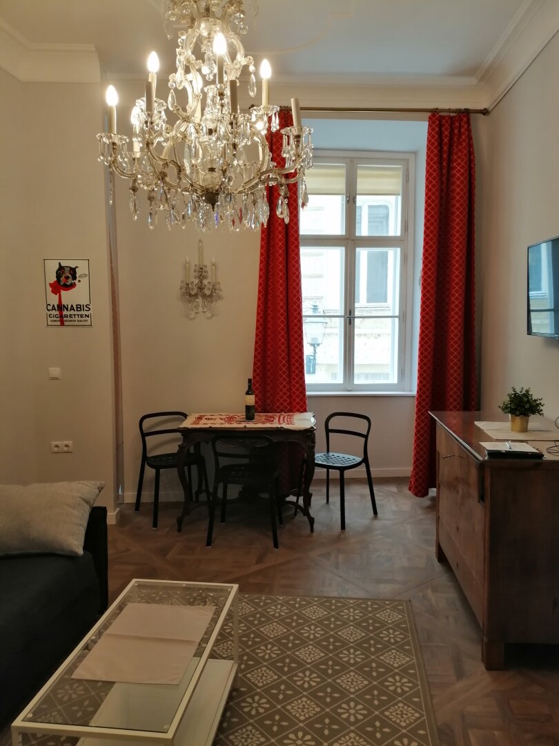 Wohnung zur Miete 1.280 € 2 Zimmer 40 m²<br/>Wohnfläche 1.<br/>Geschoss Wien 1010