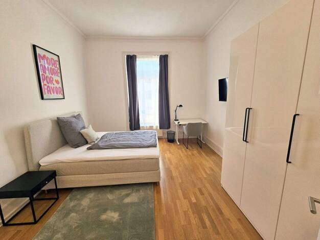 Studio zur Miete Wohnen auf Zeit 600 € 4 Zimmer 13 m² frei ab 15.09.2025 Uhlandstraße 3.Og links Ostend Frankfurt am Main 60314