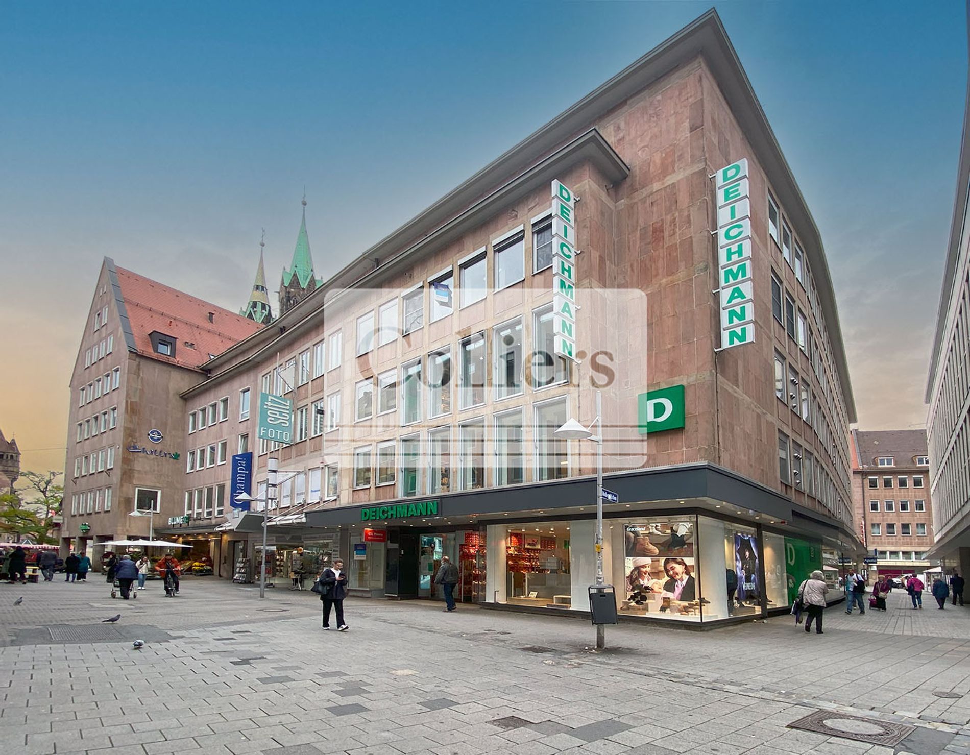 Bürofläche zur Miete 12,50 € 402 m²<br/>Bürofläche ab 143 m²<br/>Teilbarkeit Altstadt / St. Lorenz Nürnberg 90402