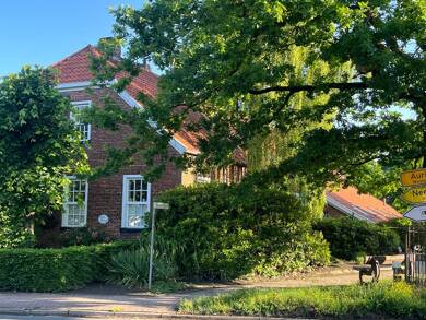 Wohn- und Geschäftshaus zum Kauf als Kapitalanlage geeignet 780.000 € 681 m² 1.365 m² Grundstück Timmel Großefehn 26629