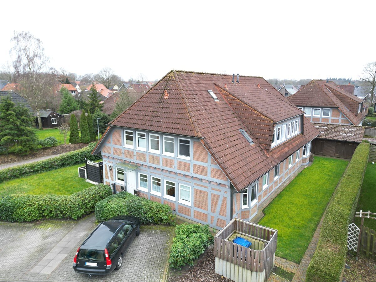 Mehrfamilienhaus zum Kauf 599.000 € 12 Zimmer 340,1 m²<br/>Wohnfläche 794 m²<br/>Grundstück Am Ostermoor 15 Hahn Rastede / Lehmden 26180