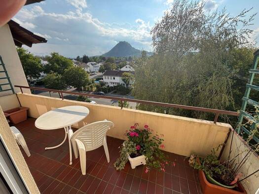 Wohnung zur Miete 730 € 3 Zimmer 80 m² Geschoss 2/3 frei ab 01.10.2026 Hohenhewenstraße 46 Singen Singen (Hohentwiel) 78224