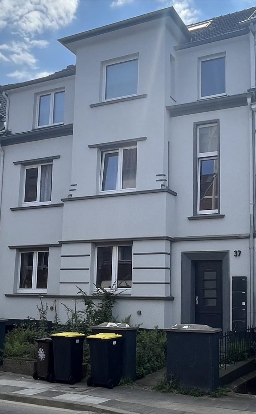 Mehrfamilienhaus zum Kauf 749.000 € 9 Zimmer 230 m²<br/>Wohnfläche 329 m²<br/>Grundstück Wellenstraße 37 Wahllokal 70 Siegburg 53721