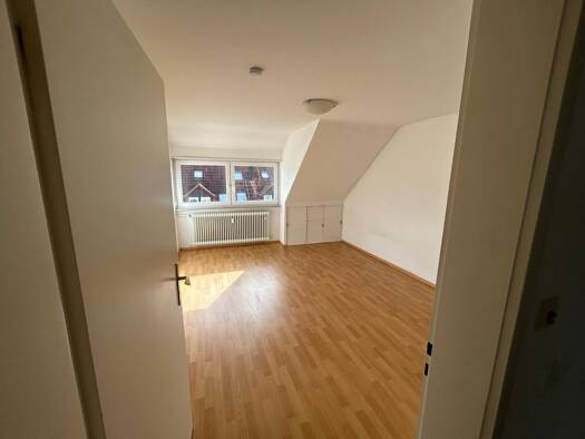 Wohnung zur Miete 1.000 € 3 Zimmer 75 m² Geschoss 3/4 frei ab 15.03.2026 Billertstraße 15 Kaltental Stuttgart 70569