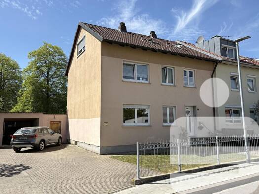 Mehrfamilienhaus zum Kauf 435.000 € 8 Zimmer 167 m² 451 m² Grundstück frei ab 07.12.2026 Gartenstadt Bamberg 96052