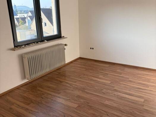 Wohnung zur Miete 1.050 € 3 Zimmer 70 m² Geschoss 1/3 frei ab 01.11.2026 Neckarsulm Neckarsulm 74172