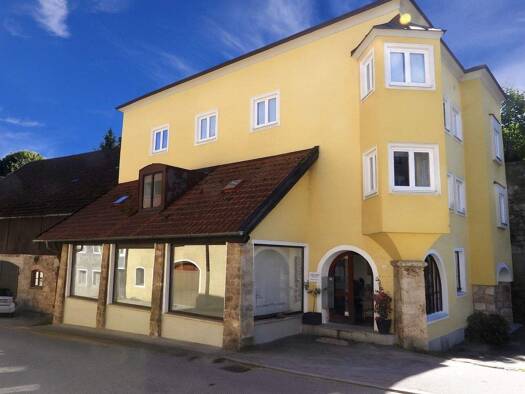 Mehrfamilienhaus zum Kauf 680.000 € 10 Zimmer 206 m² 500 m² Grundstück Tittmoning 84529
