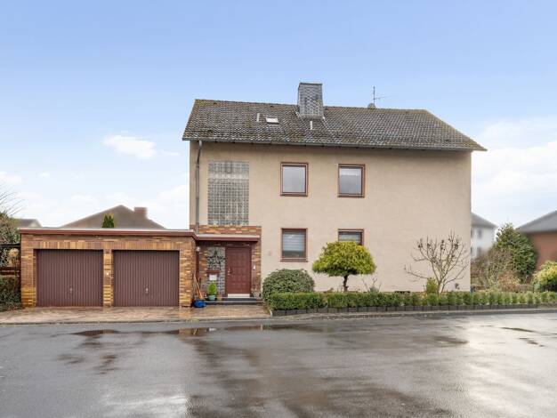 Mehrfamilienhaus zum Kauf 449.000 € 7 Zimmer 251 m² 567 m² Grundstück Denn-/Dittershausen Fuldabrück 34277