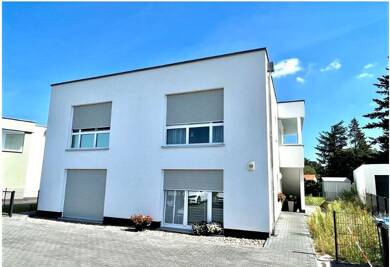 Wohnung zur Miete 950 € 2 Zimmer 59,8 m² 1. Geschoss Hauptstr. 58 Leegebruch 16767