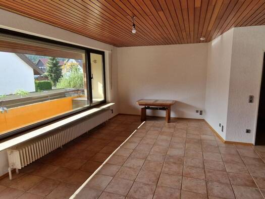 Studio zum Kauf 285.000 € 3,5 Zimmer 94 m² 1. Geschoss Grunbach Engelbrand, Grunbach 75331
