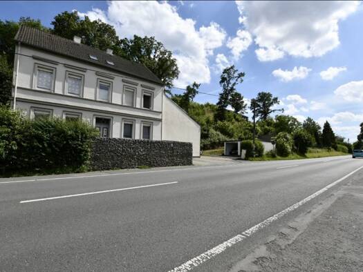 Mehrfamilienhaus zum Kauf 564.950 € 12 Zimmer 220 m² 5.100 m² Grundstück frei ab sofort Schwerte 58239