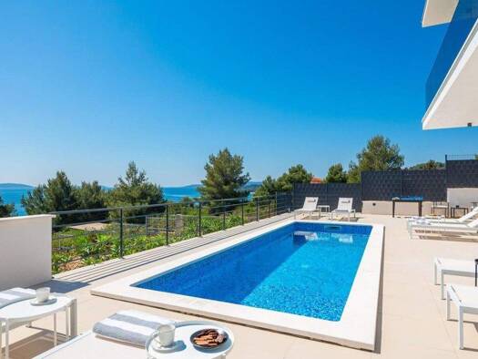 Haus zum Kauf 5 Zimmer 200 m² Okrug 0