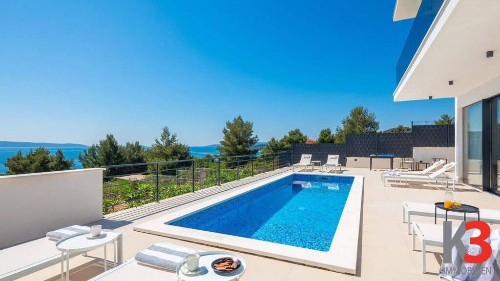 Haus zum Kauf 5 Zimmer 200 m² Okrug 0