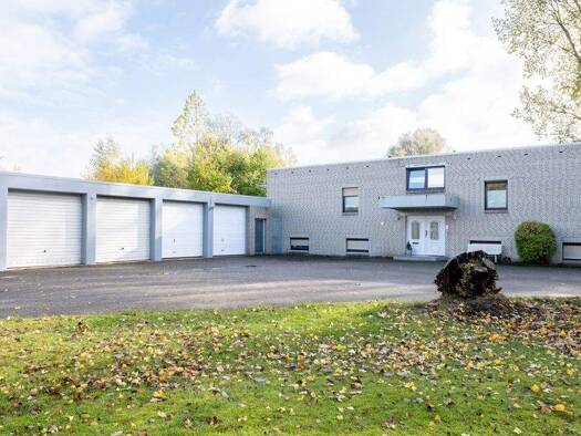 Haus zum Kauf 579.000 € 19 Zimmer 289,1 m² 2.815 m² Grundstück Heppens Wilhelmshaven 26384