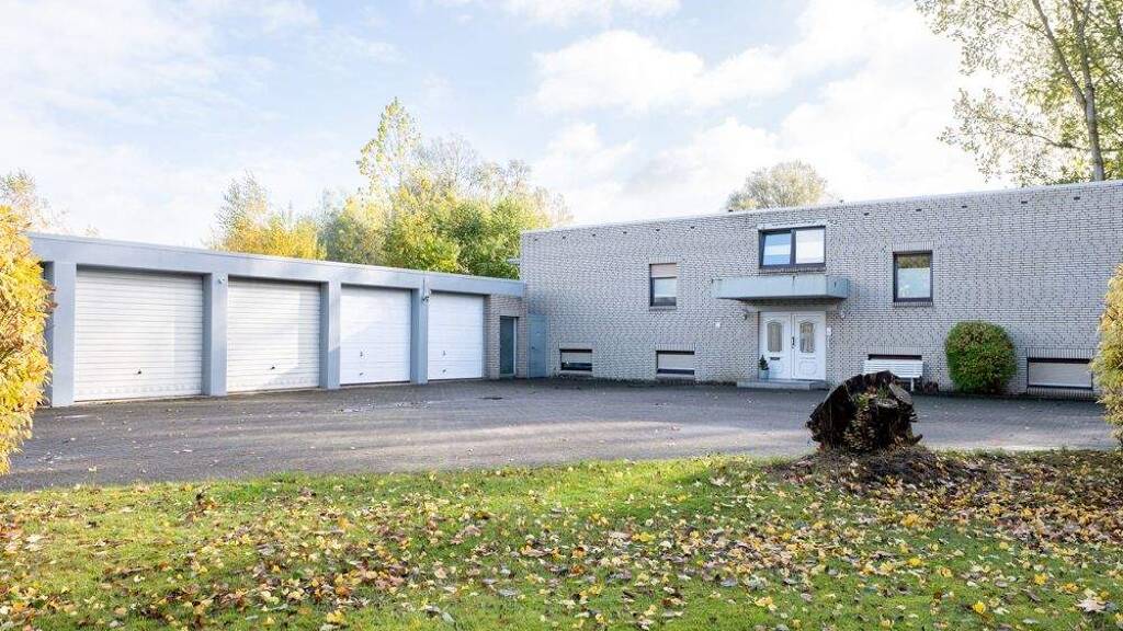 Haus zum Kauf 579.000 € 19 Zimmer 289,1 m² 2.815 m² Grundstück Heppens Wilhelmshaven 26384