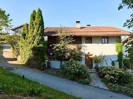 Einfamilienhaus zum Kauf provisionsfrei 670.000 € 4 Zimmer 120 m² 650 m² Grundstück frei ab 01.12.2026 Vogtareuth Vogtareuth 83569