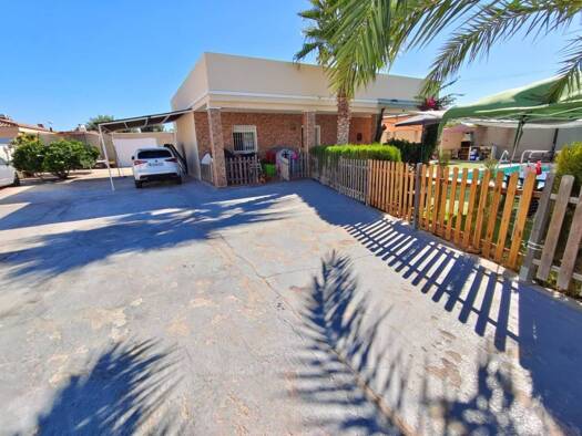 Villa zum Kauf 430.000 € 3 Zimmer 140 m² 800 m² Grundstück garcia lorca 27 Torrevieja 03184