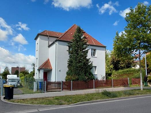 Wohnung zur Miete 450 € 3,5 Zimmer 75 m² 1. Geschoss frei ab sofort Weißenfelser Straße (Zeitz) 73 Zeitz Zeitz 06712