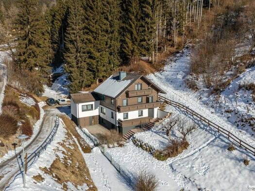 Haus zum Kauf 985.000 € 10 Zimmer 204,3 m² 1.168 m² Grundstück Haus 8967