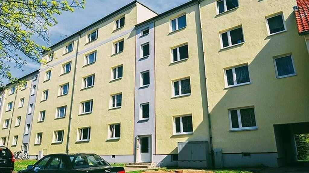 Wohnung zur Miete 830 € 3 Zimmer 87 m² 1. Geschoss frei ab 01.04.2026 Schwedter Straße 13 Prenzlau 17291
